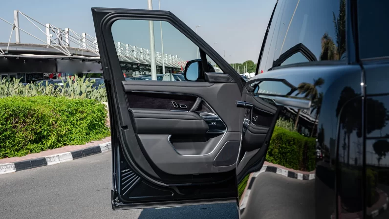 (LHD) LAND ROVER RANGE ROVER HSE D350 SWB AWD AT 2022