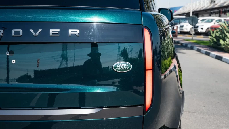 (LHD) LAND ROVER RANGE ROVER AUTOBIOGRAPHY D350 SWB AWD AT 2023