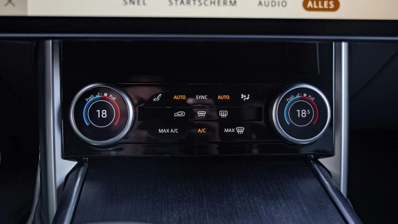 (LHD) LAND ROVER RANGE ROVER AUTOBIOGRAPHY D350 SWB AWD AT 2023