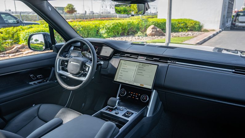 (LHD) LAND ROVER RANGE ROVER AUTOBIOGRAPHY D350 SWB AWD AT 2023