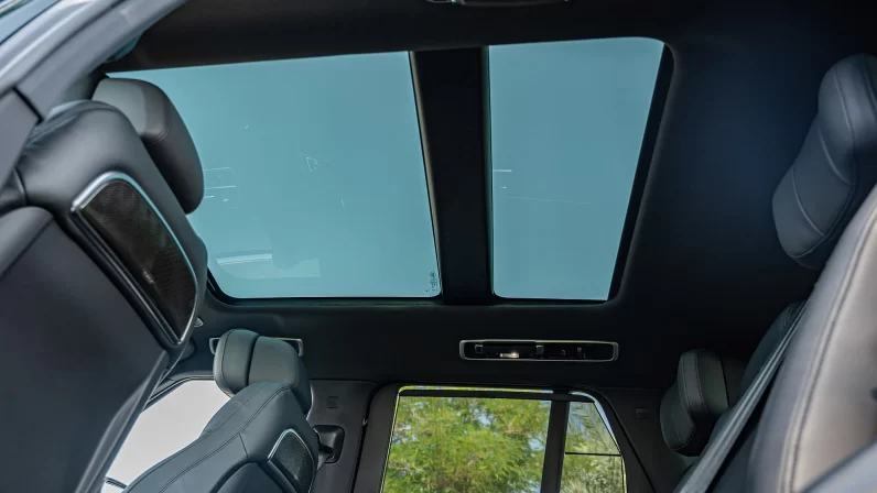 (LHD) LAND ROVER RANGE ROVER AUTOBIOGRAPHY D350 SWB AWD AT 2023