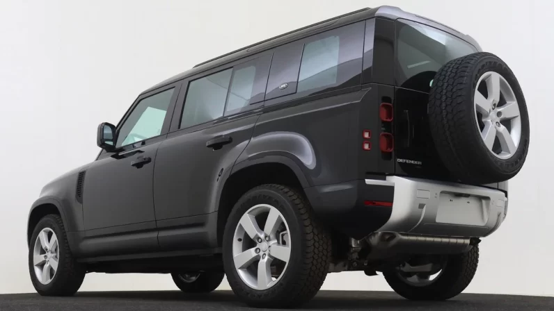 (LHD) LAND ROVER DEFENDER 110 SE P400 3.0P AT 2022