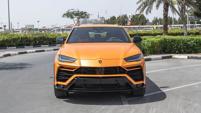 (LHD) Lamborghini URUS 4.0P AT 2022