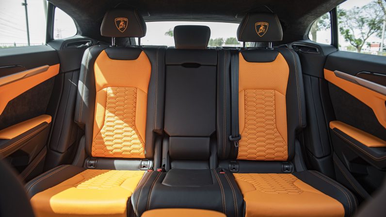 (LHD) Lamborghini URUS 4.0P AT 2022