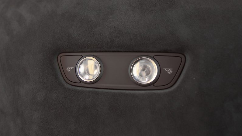 (LHD) Lamborghini URUS 4.0P AT 2022