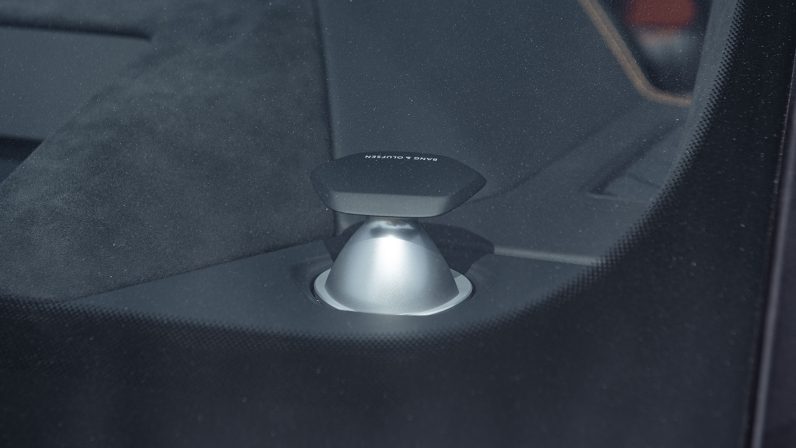 (LHD) Lamborghini URUS 4.0P AT 2022