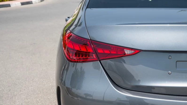 (LHD) MERCEDES BENZ C200 1.5P AT 2022