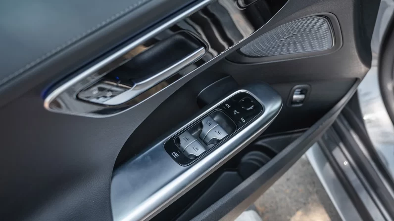 (LHD) MERCEDES BENZ C200 1.5P AT 2022