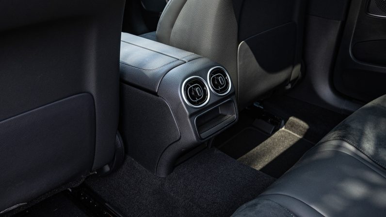 (LHD) MERCEDES BENZ C200 1.5P AT 2022