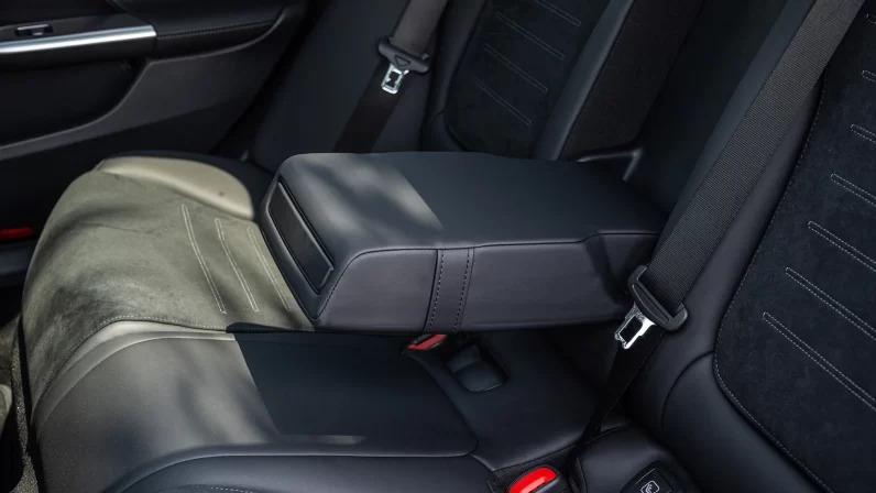 (LHD) MERCEDES BENZ C200 1.5P AT 2022