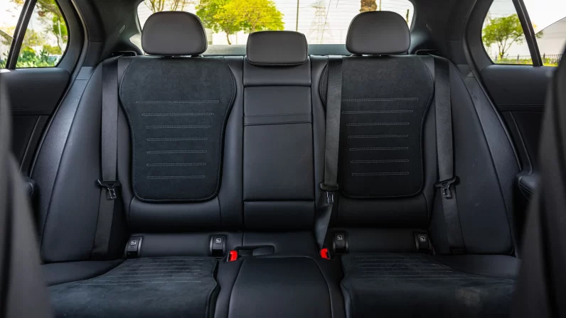 (LHD) MERCEDES BENZ C200 1.5P AT 2022