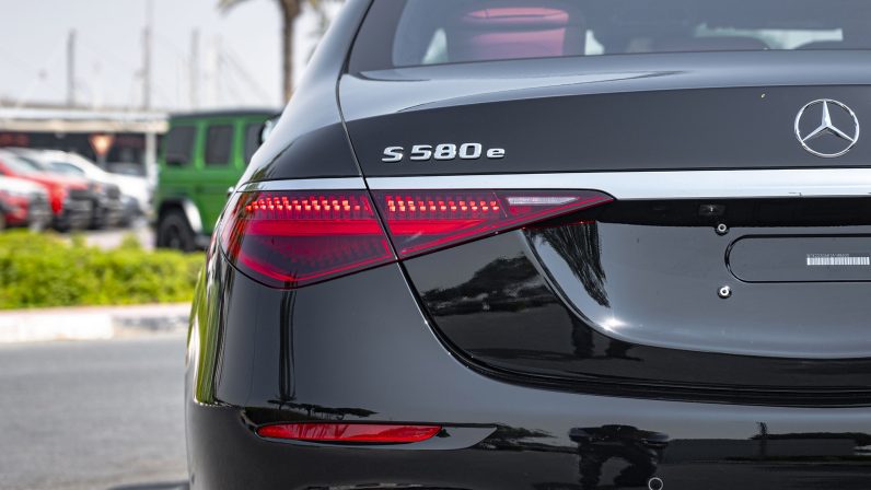 (LHD) MERCEDES BENZ S 580E 3.0P HEV AT 2022