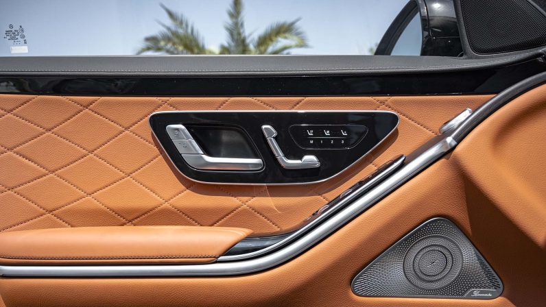 (LHD) MERCEDES BENZ S 580E 3.0P HEV AT 2022