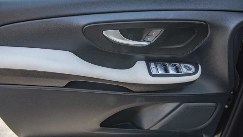 (LHD) Mercedes V Class Maybach 2022