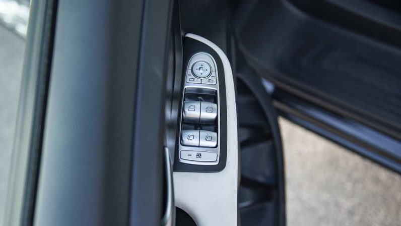 (LHD) Mercedes V Class Maybach 2022