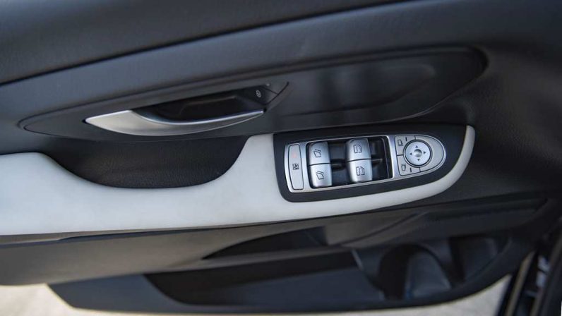 (LHD) Mercedes V Class Maybach 2022