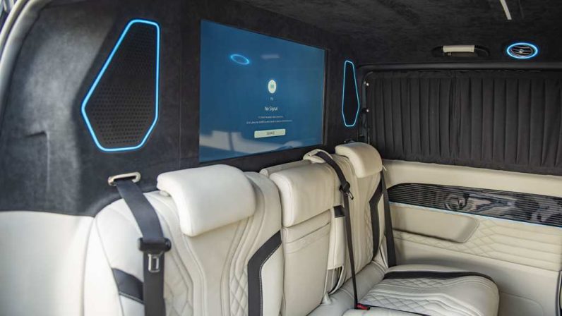 (LHD) Mercedes V Class Maybach 2022