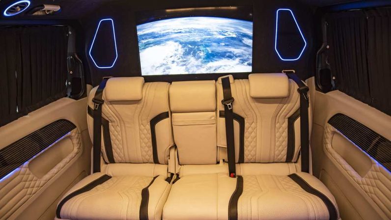 (LHD) Mercedes V Class Maybach 2022