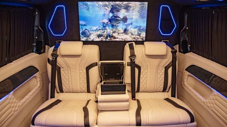 (LHD) Mercedes V Class Maybach 2022