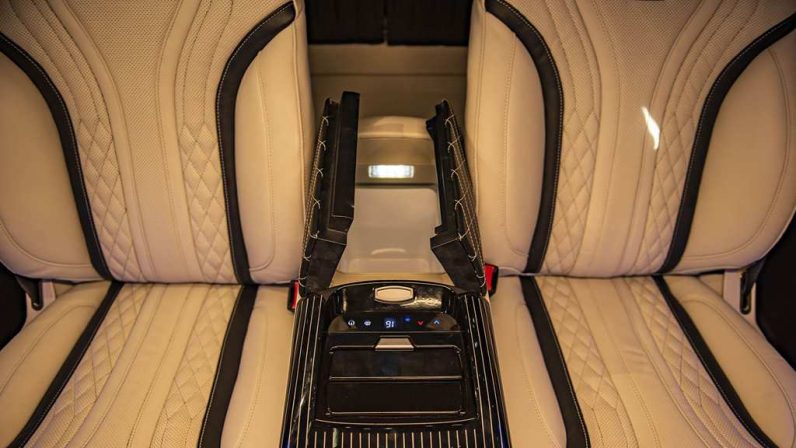 (LHD) Mercedes V Class Maybach 2022