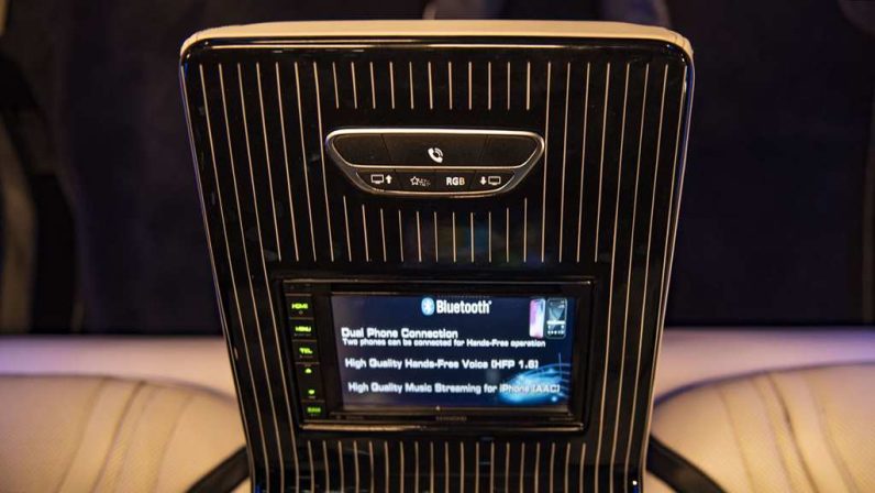 (LHD) Mercedes V Class Maybach 2022