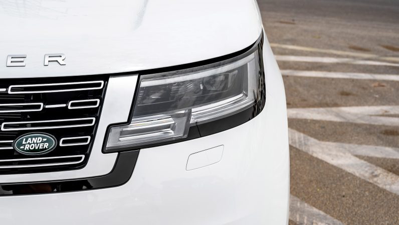 (LHD) LAND ROVER RANGE ROVER V8 4.4P AT 2022