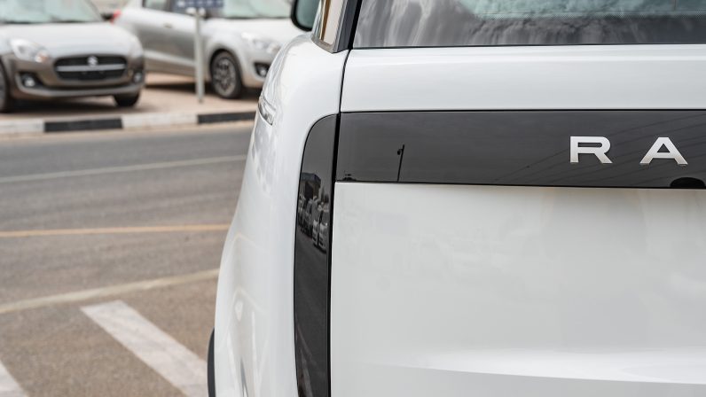 (LHD) LAND ROVER RANGE ROVER V8 4.4P AT 2022