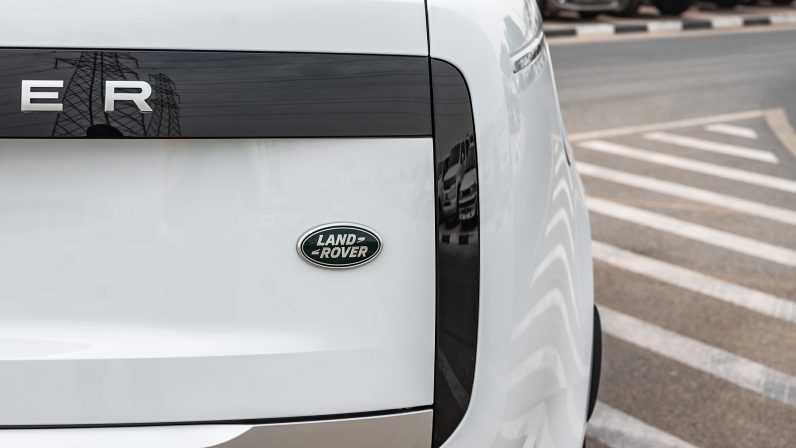 (LHD) LAND ROVER RANGE ROVER V8 4.4P AT 2022