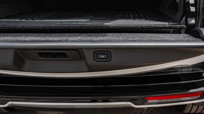 (LHD) LAND ROVER RANGE ROVER V8 4.4P AT 2022