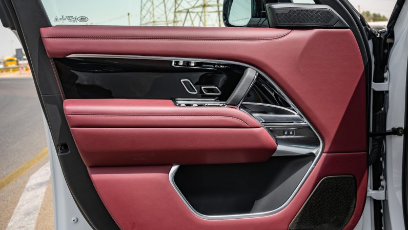 (LHD) LAND ROVER RANGE ROVER V8 4.4P AT 2022