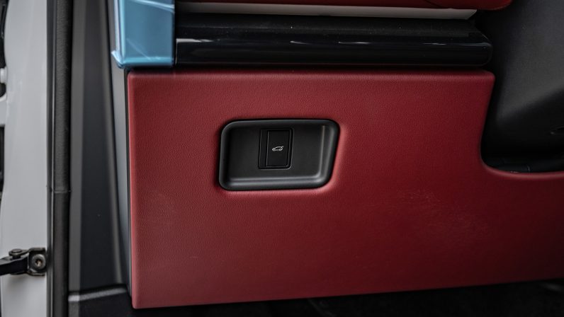 (LHD) LAND ROVER RANGE ROVER V8 4.4P AT 2022