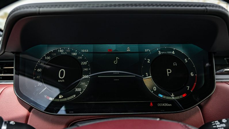 (LHD) LAND ROVER RANGE ROVER V8 4.4P AT 2022