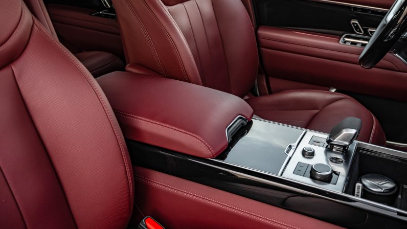 (LHD) LAND ROVER RANGE ROVER V8 4.4P AT 2022