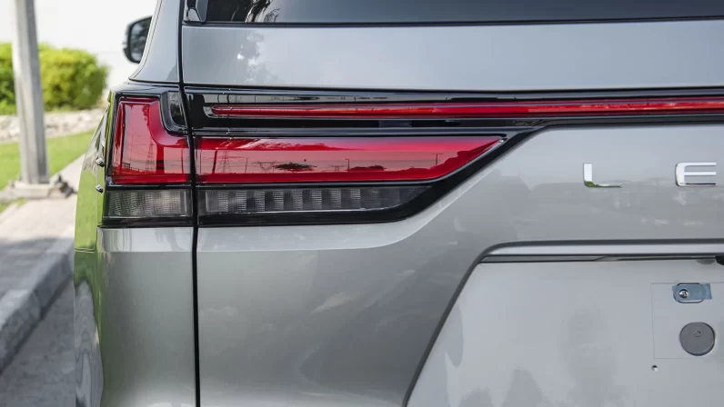 (LHD) LEXUS LX600 F-SPORT 3.5P AT 2022