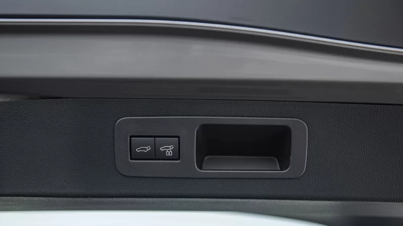 (LHD) LEXUS LX600 F-SPORT 3.5P AT 2022