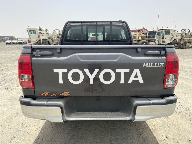 HDCDAB -HILUX DC DIESEL 2.4L 4×4 LOW 6AT 2022