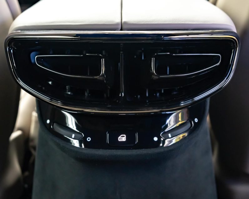 2024 Ferrari Purosangue