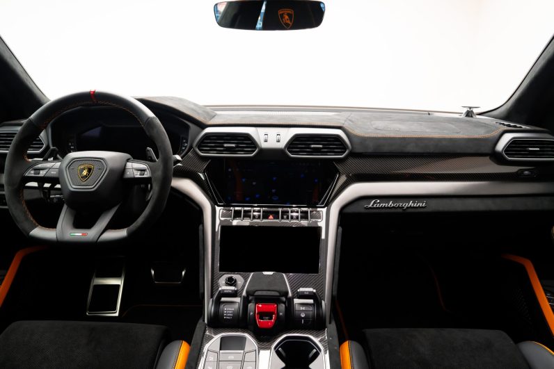 Lamborghini Urus Performante