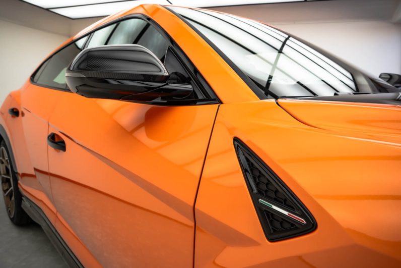 Lamborghini Urus Performante