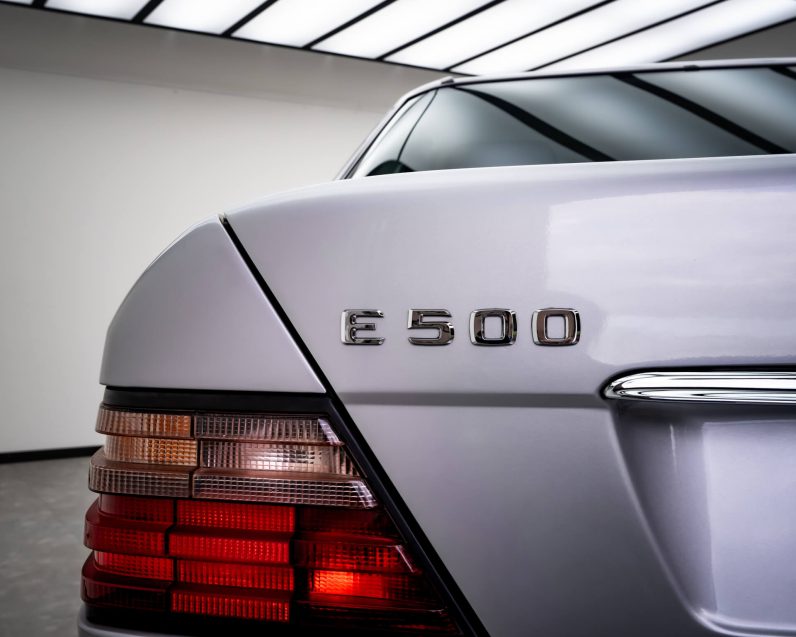 1995 Mercedes Benz E500 LTD