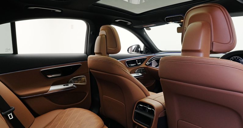 Mercedes Benz E200