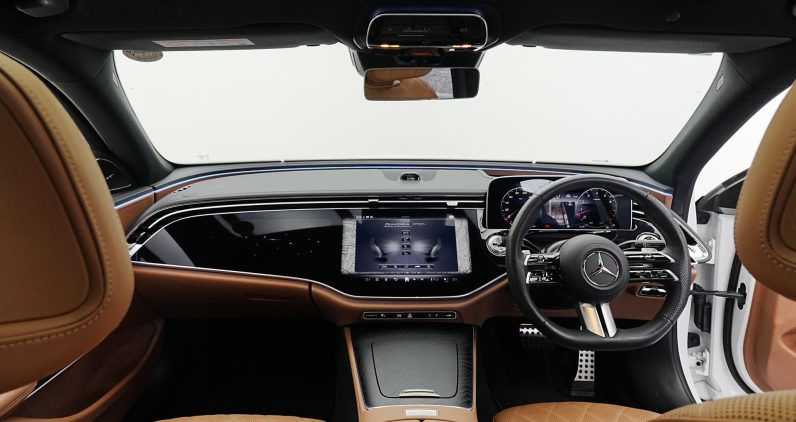 Mercedes Benz E200