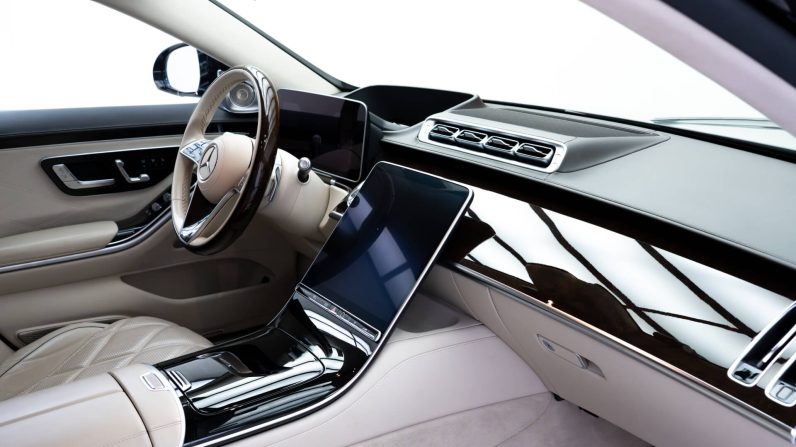 Mercedes Benz S580 Maybach