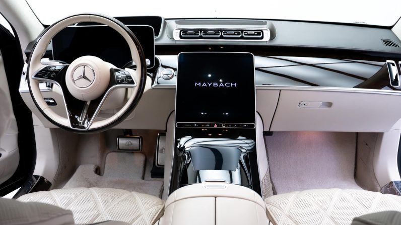 Mercedes Benz S580 Maybach