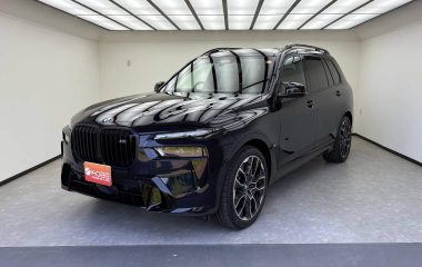 2025 BMW X7 M60