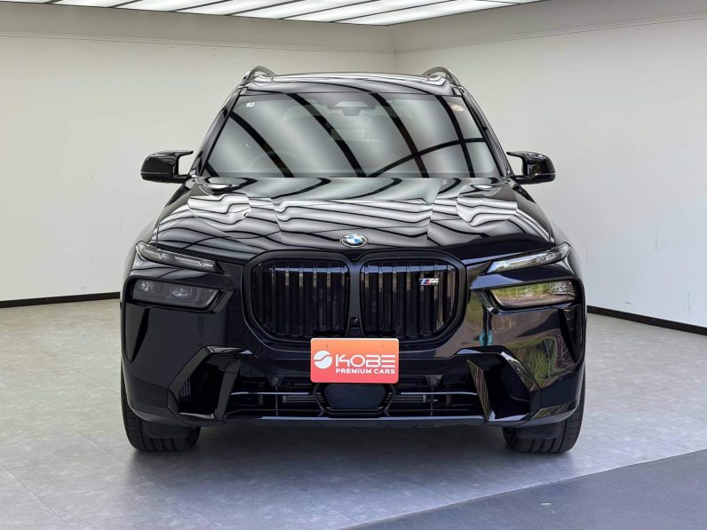 2025 BMW X7 M60
