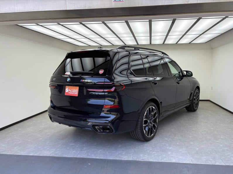 2025 BMW X7 M60