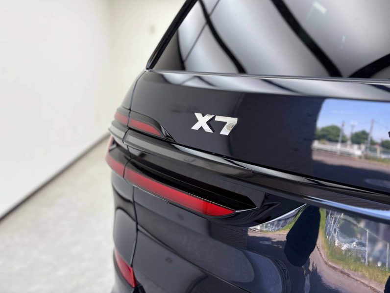 2025 BMW X7 M60