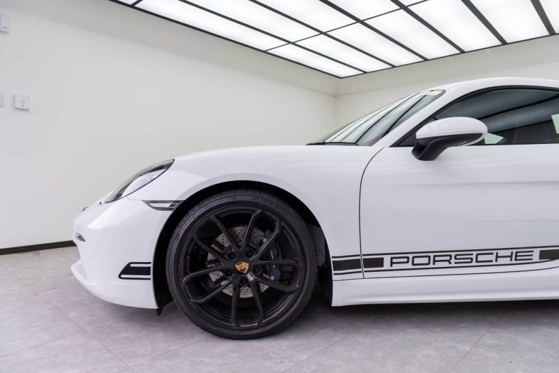 Porsche 718 Cayman Style Edition