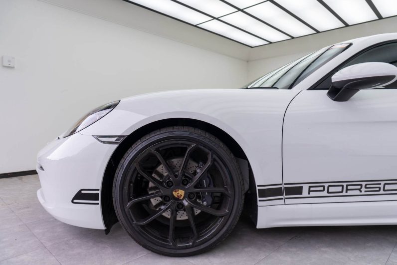 Porsche 718 Cayman Style Edition